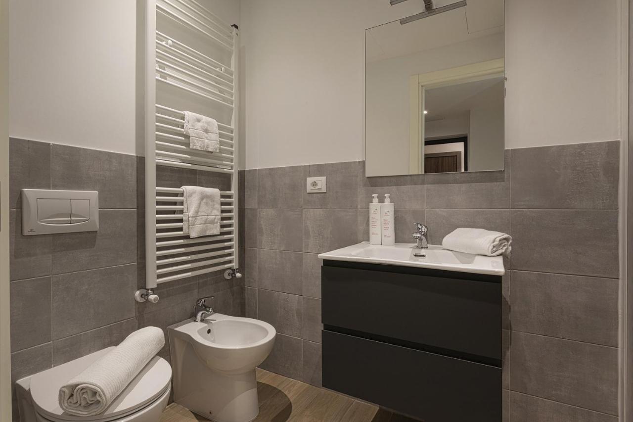 Brignole De Ferrari Apartments By Wonderful Italy Genoa Bagian luar foto